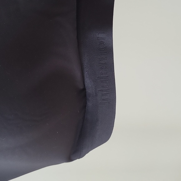 Lululemon Sports Top 2 - Picture 6 of 7